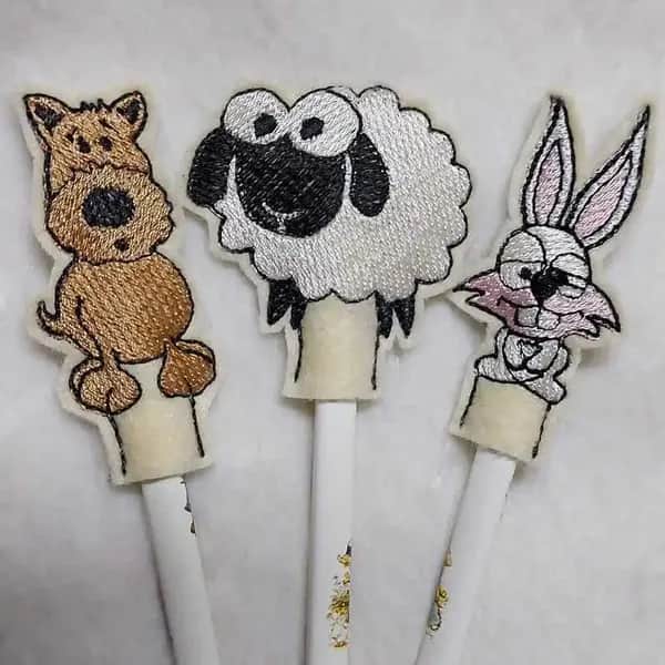 ITH Stickdatei Tiere Stiftaufsatz