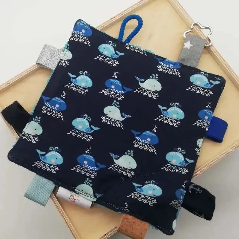 ITH Stickdatei Baby Fühltuch