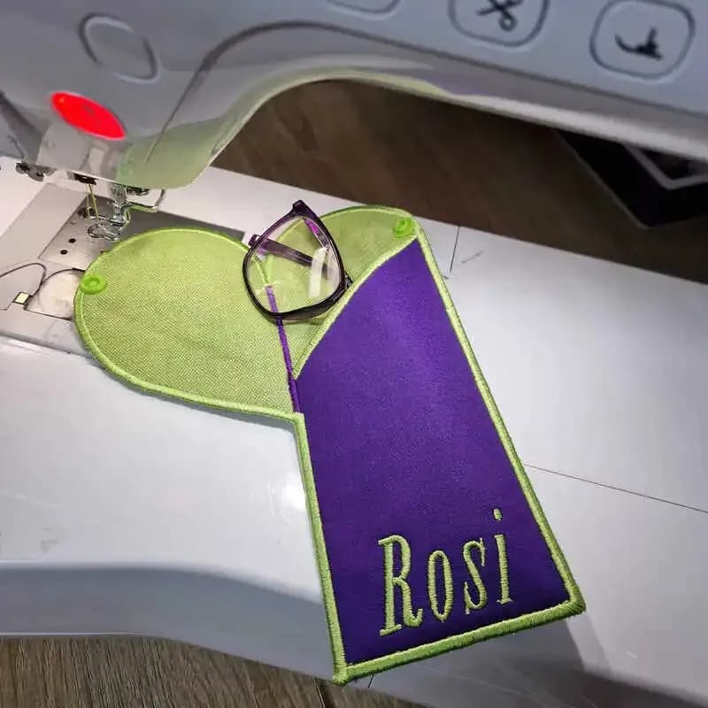 ITH Stickdatei Brillenetui