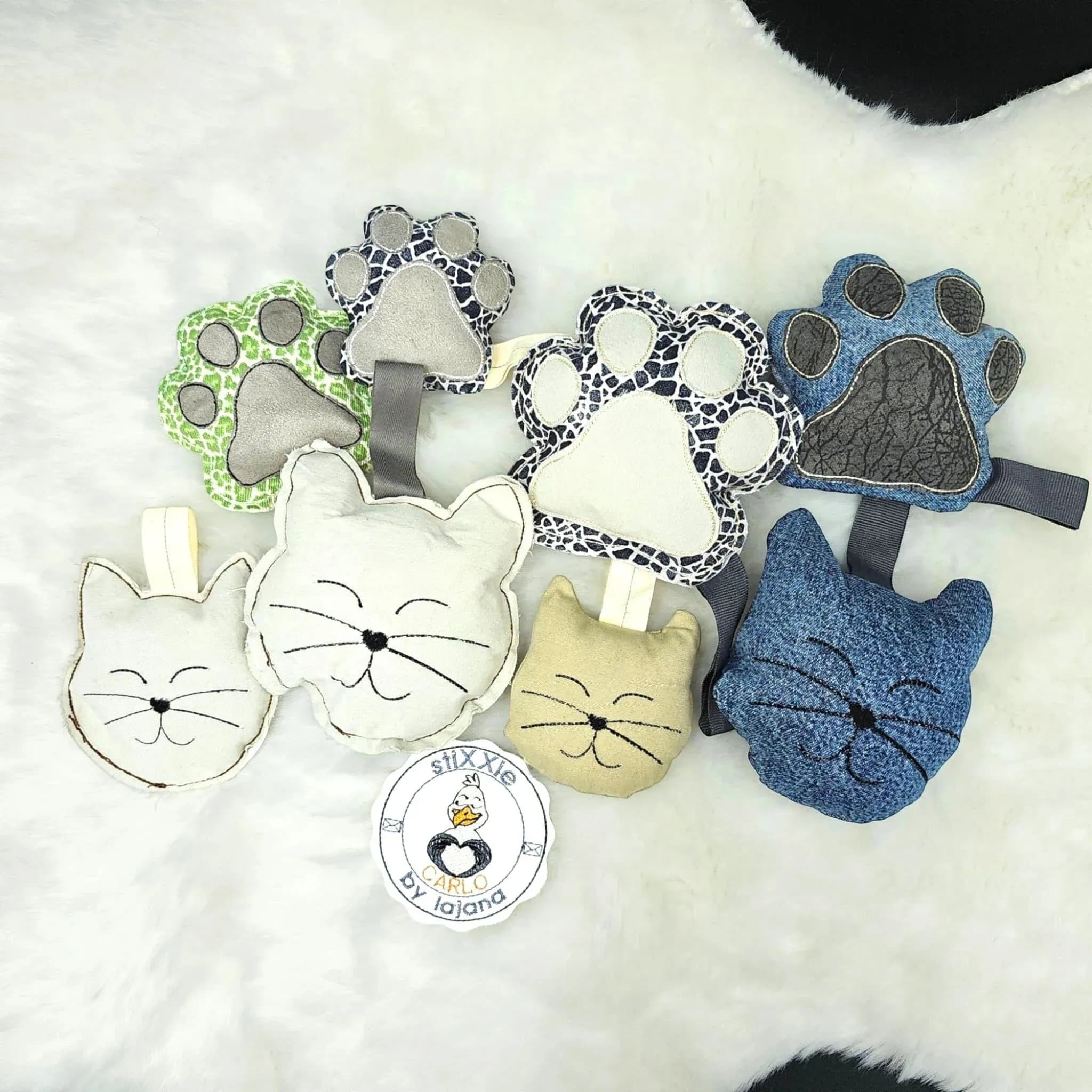 ITH Stickdatei Katzenkissen für Catnips