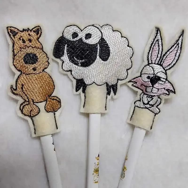 ITH Stickdatei Tiere Stiftaufsatz