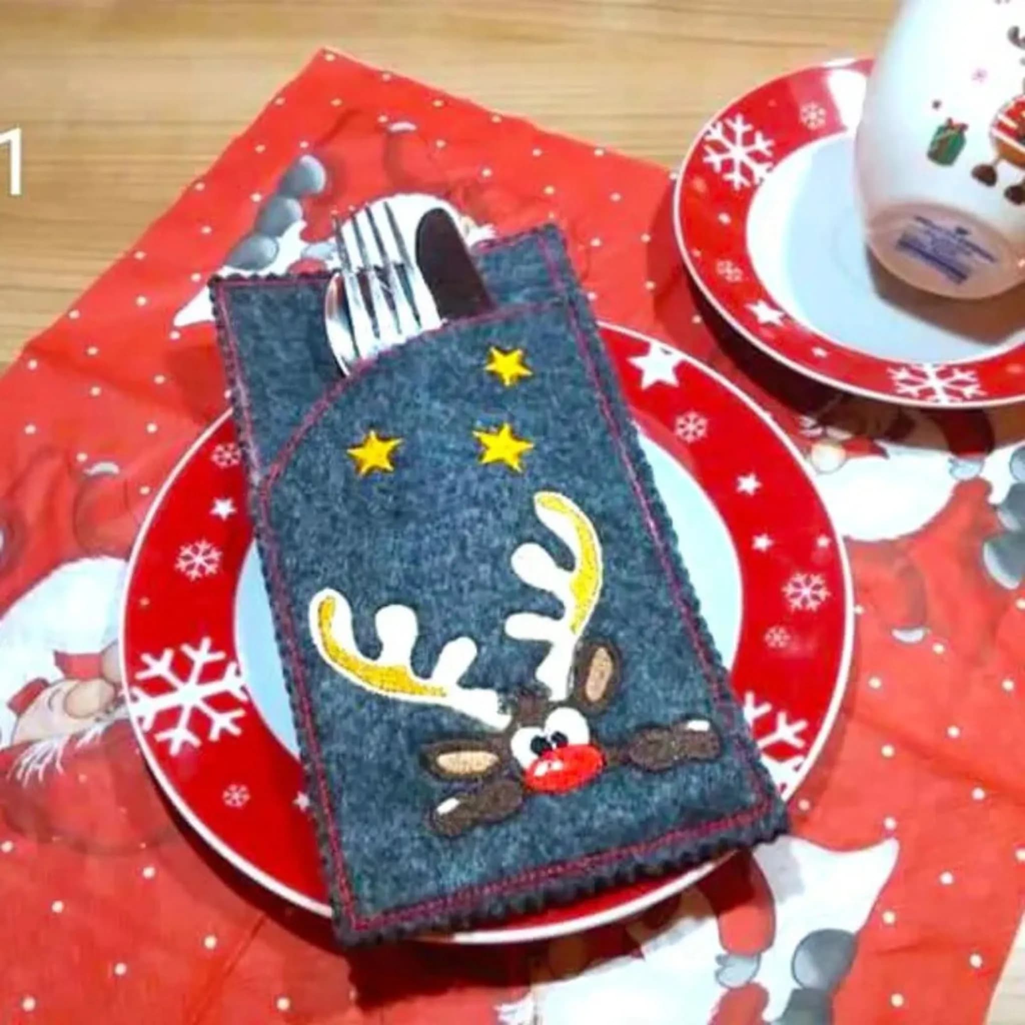 ITH Bestecktaschen Blanko Stickdatei - 4 Varianten für festliche Tischdeko zu Weihnachten, Hochzeiten und Festen, individuell bestickbar
