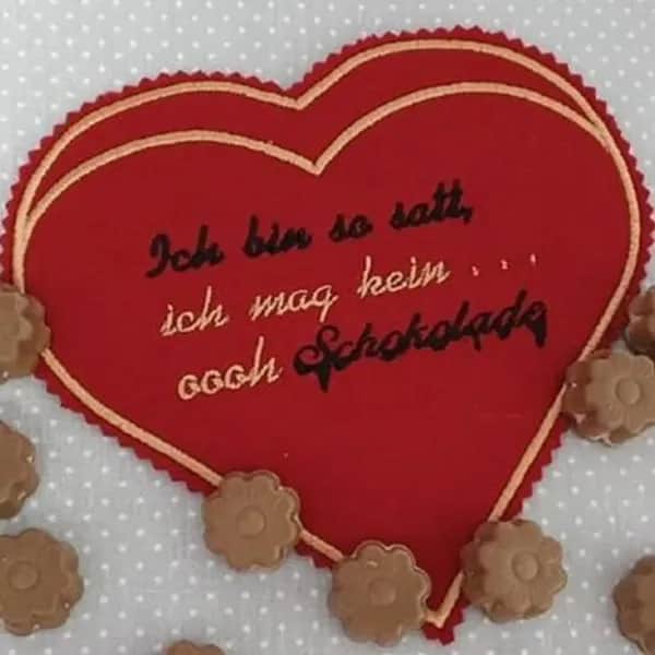 ITH Herzhüllen Stickdatei Blanko für Schokolade, Valentinstag und Geschenke - komplett im Rahmen gestickt in 2 Größen