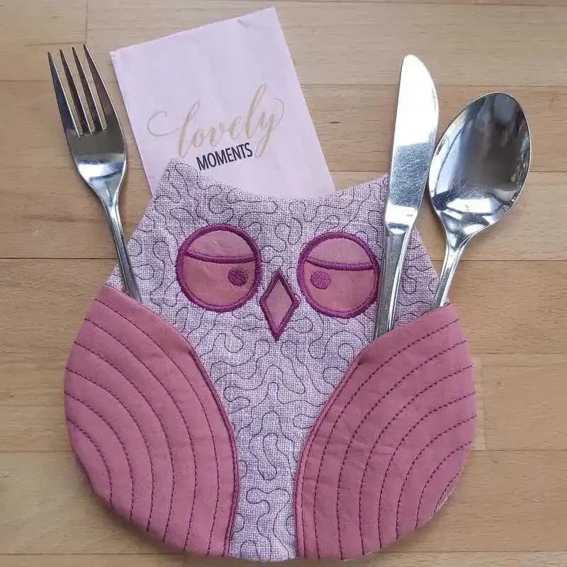 ITH Stickdatei Eule Bestecktasche