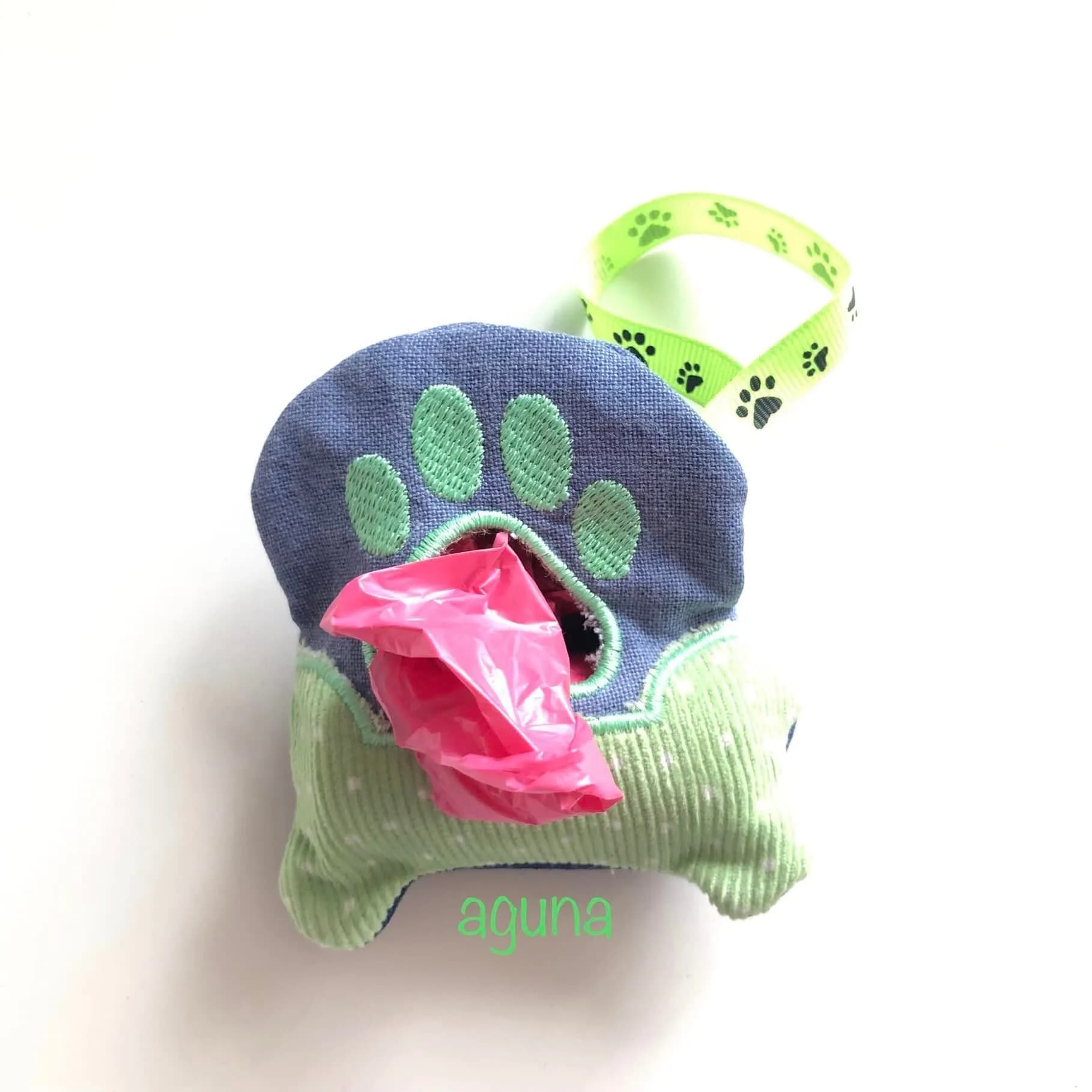 ITH Stickdatei Tasche Hundekotbeutel