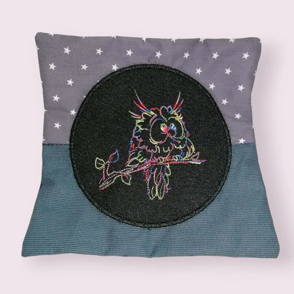 ITH Stickdatei Kissen quadratisch mit Unterteilungen und Applikation