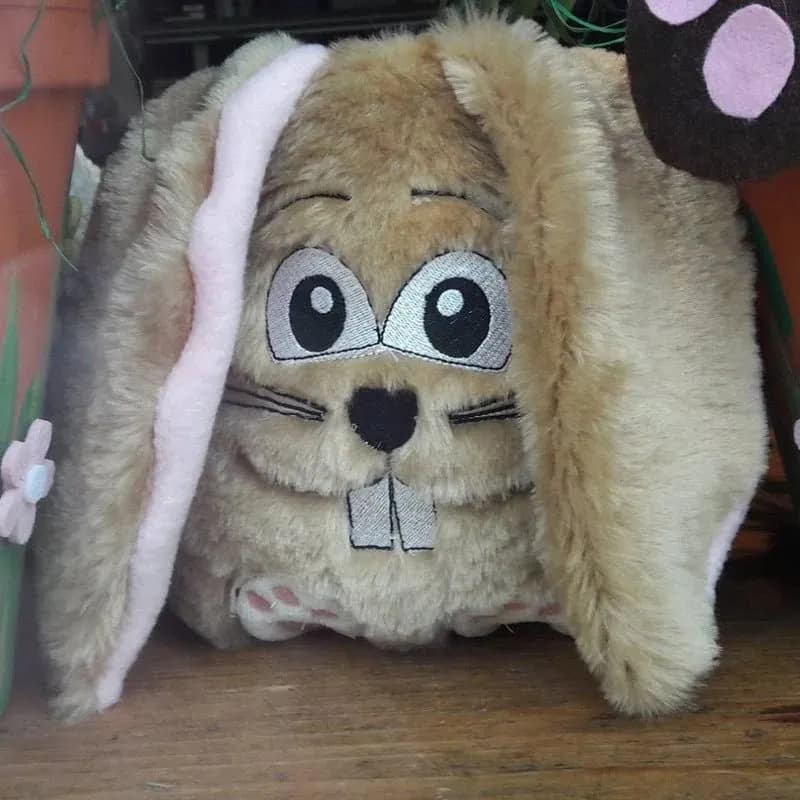 ITH Kuschelhase Mümmel Stickdatei – Kuscheltier | stiXXie