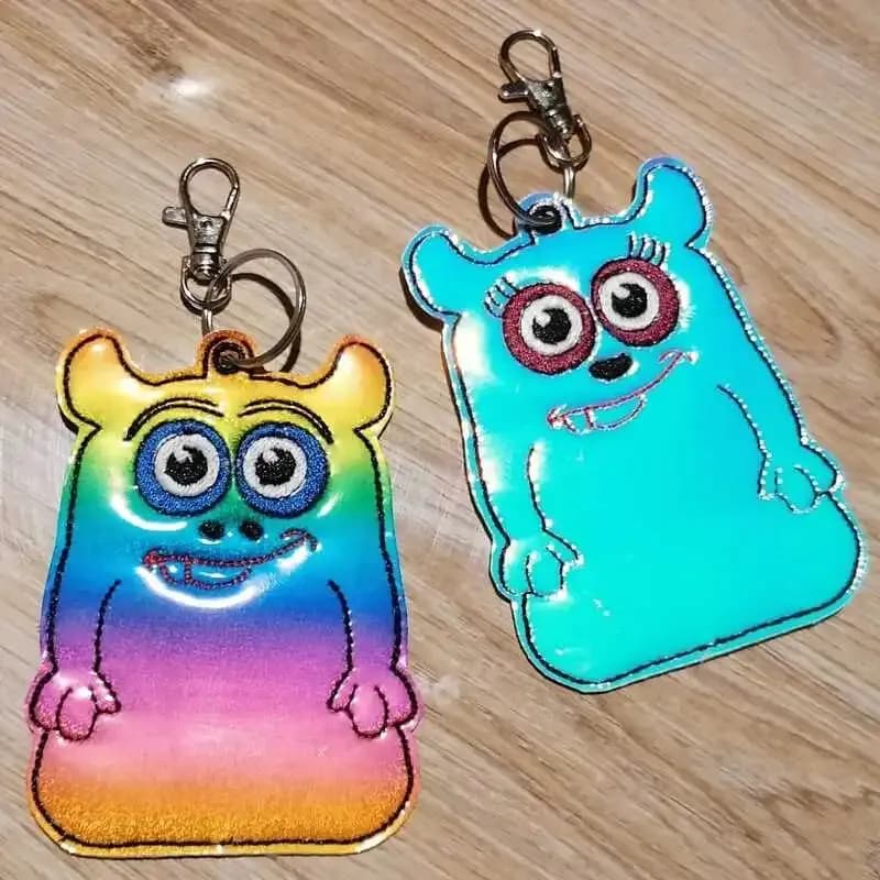 ITH Stickdatei Monsterstixx Anhänger