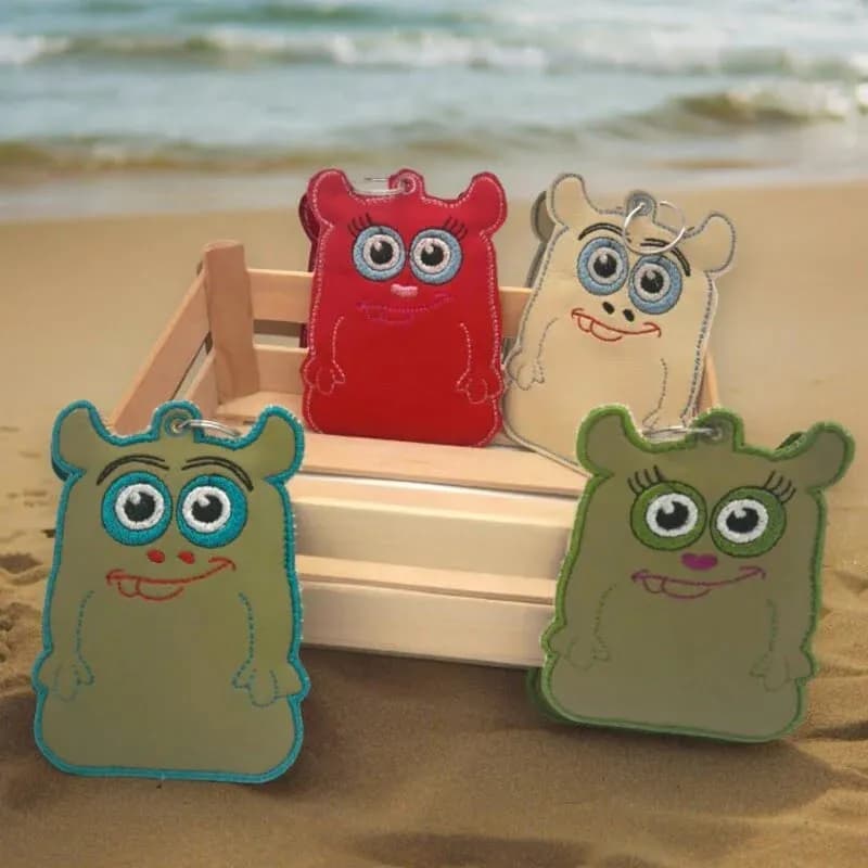 ITH Stickdatei Monsterstixx Anhänger