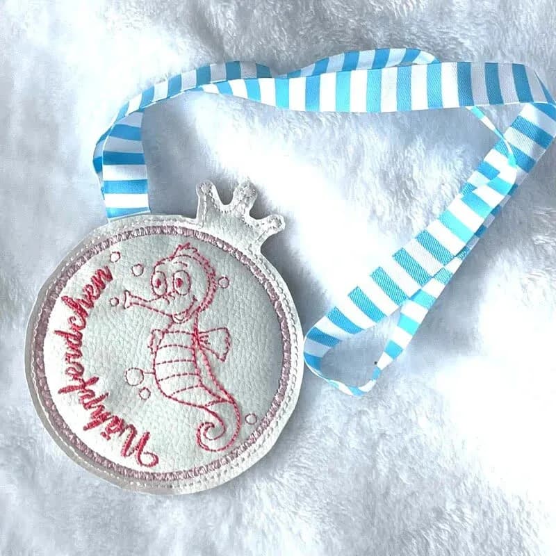 ITH Stickdatei Nähpferdchen