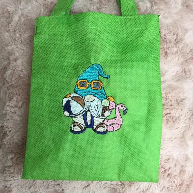 ITH Stickdatei Stabfigur und Vollstick Beach Wichtel