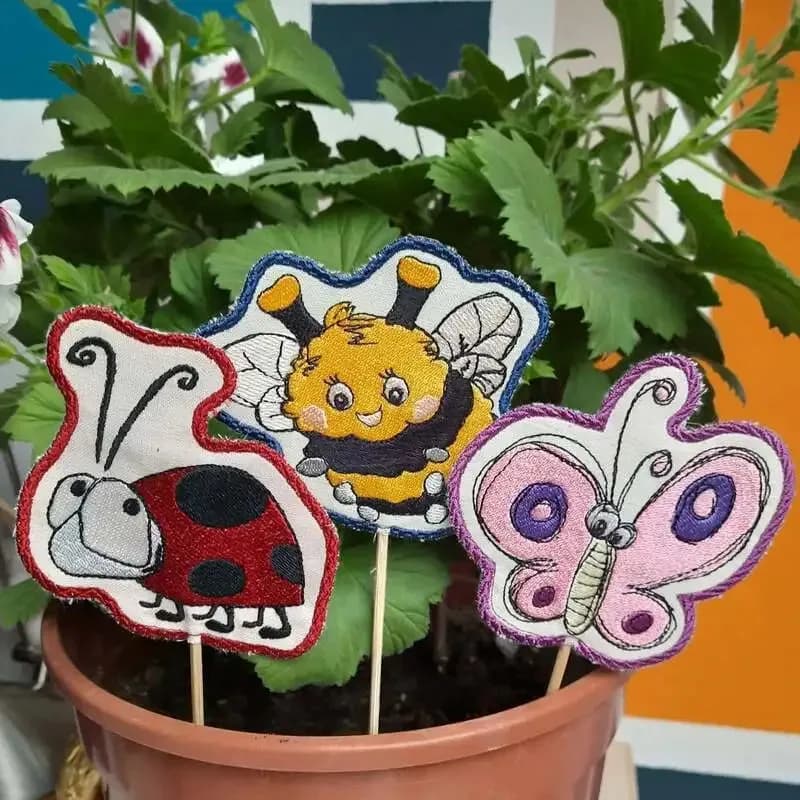 ITH Stickdatei Stabfiguren Sommerinsekten