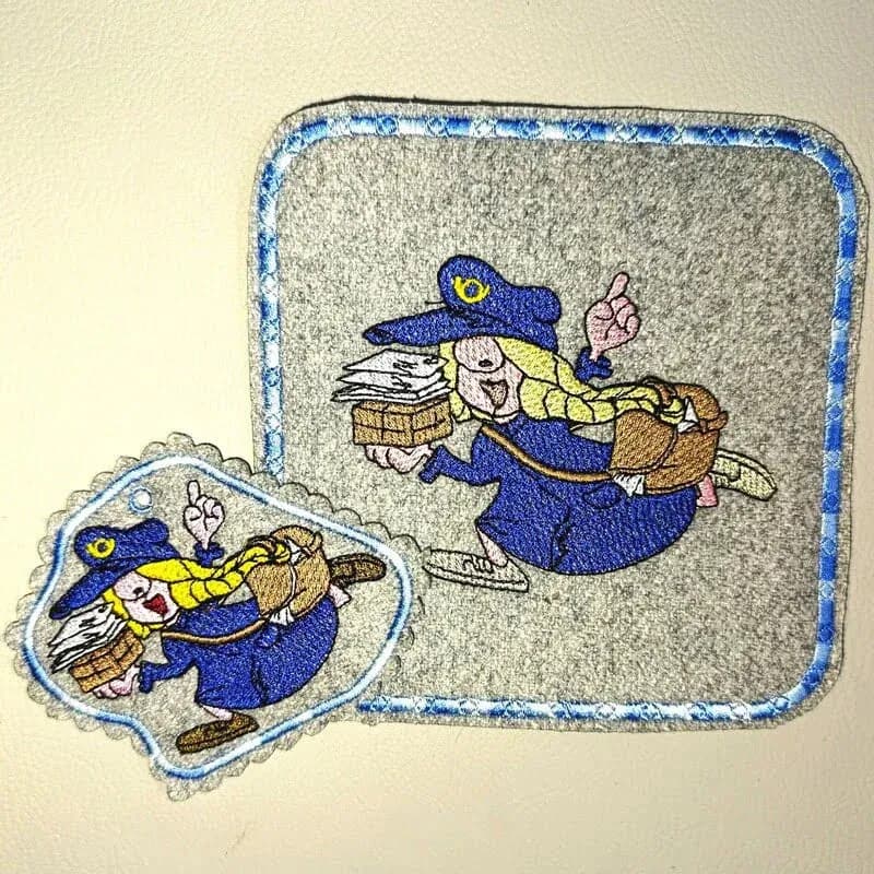 ITH Stickdatei Wichtel und Wichteline Postbote