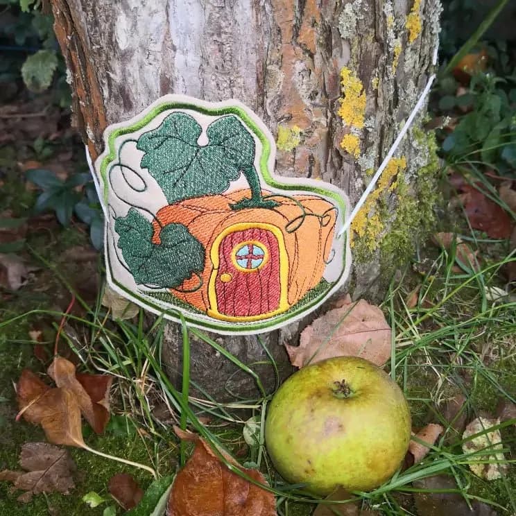 ITH Stickdatei Wichteltüren Herbst