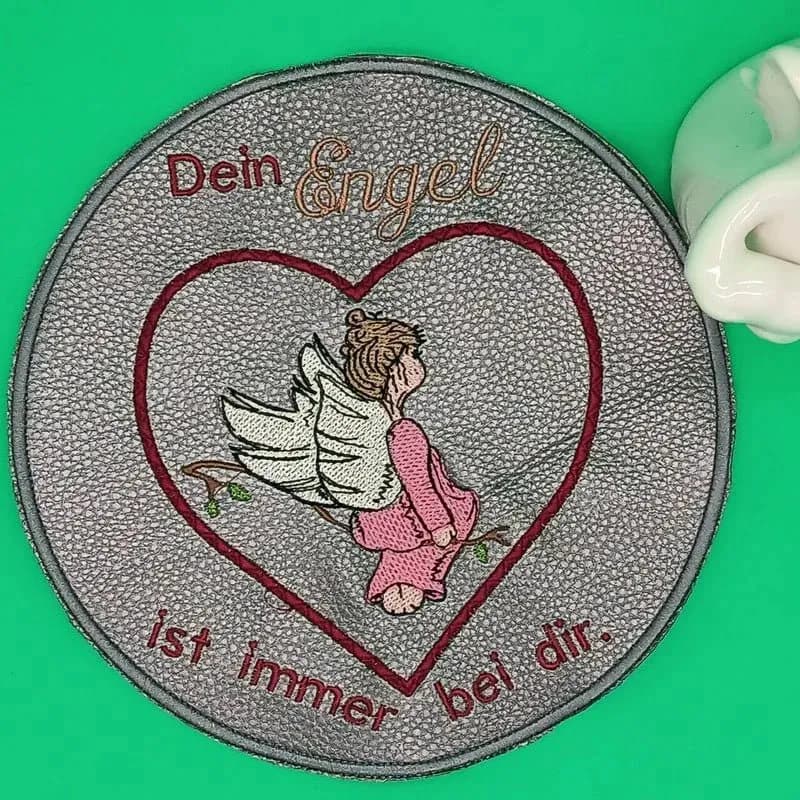 Stickdatei Engel mit Spruch