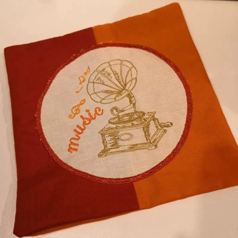 Stickdatei Grammophon Vintage