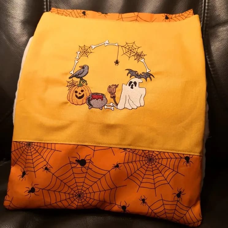 Stickdatei Halloweenrahmen