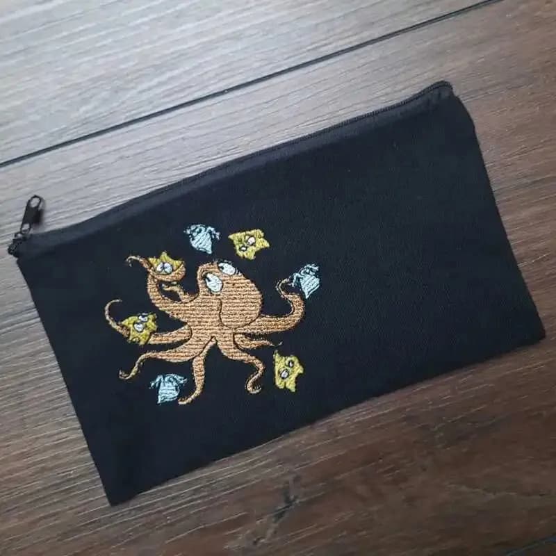 Stickdatei Krake mit Sprüchen