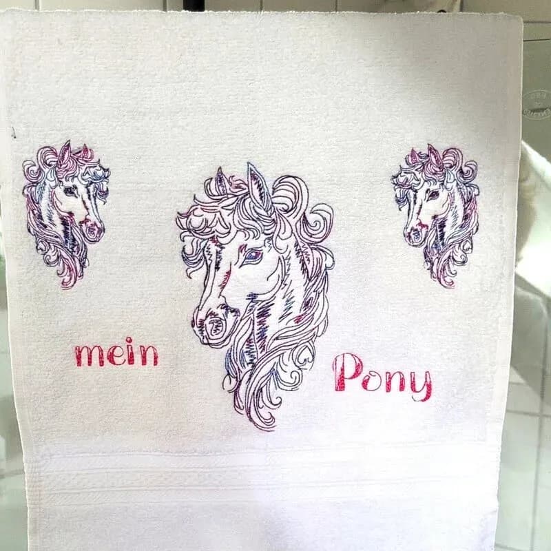 Stickdatei Pferdekopf Fantasie