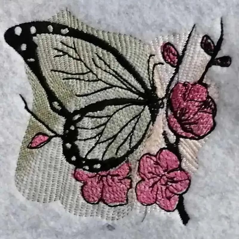 Stickdatei Schmetterling Blume