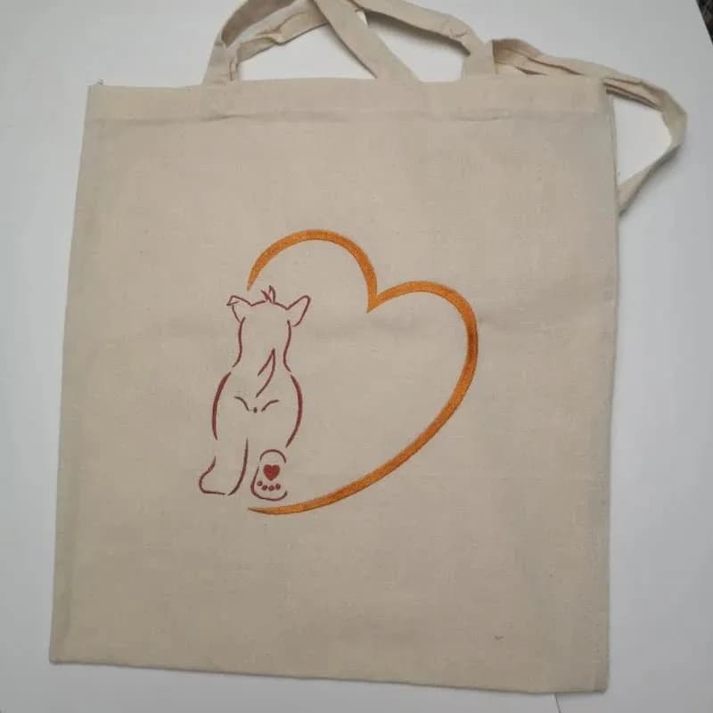 Stickdatei Spitzohr-Hund mit Herz