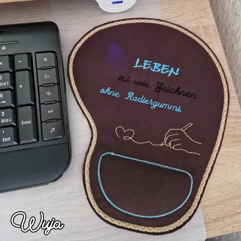 Stickdatei Spruch Leben ist... mit Grafik