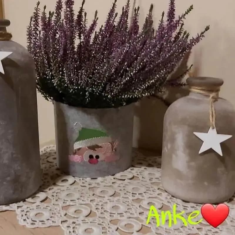 Stickdatei Weihnachten Weihnachtself