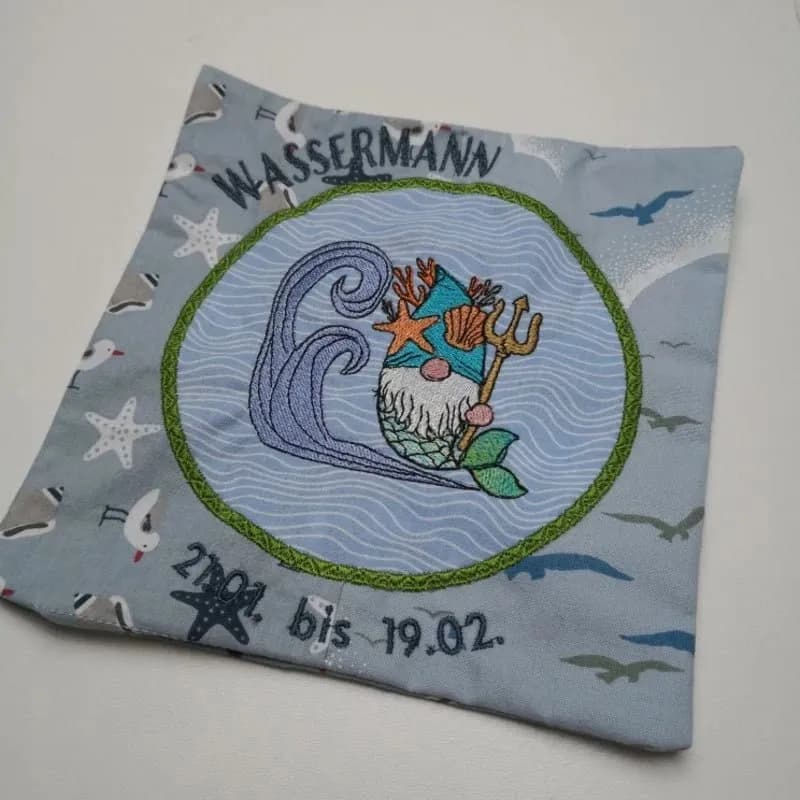 Stickdatei Wichtel Sternzeichen Wassermann