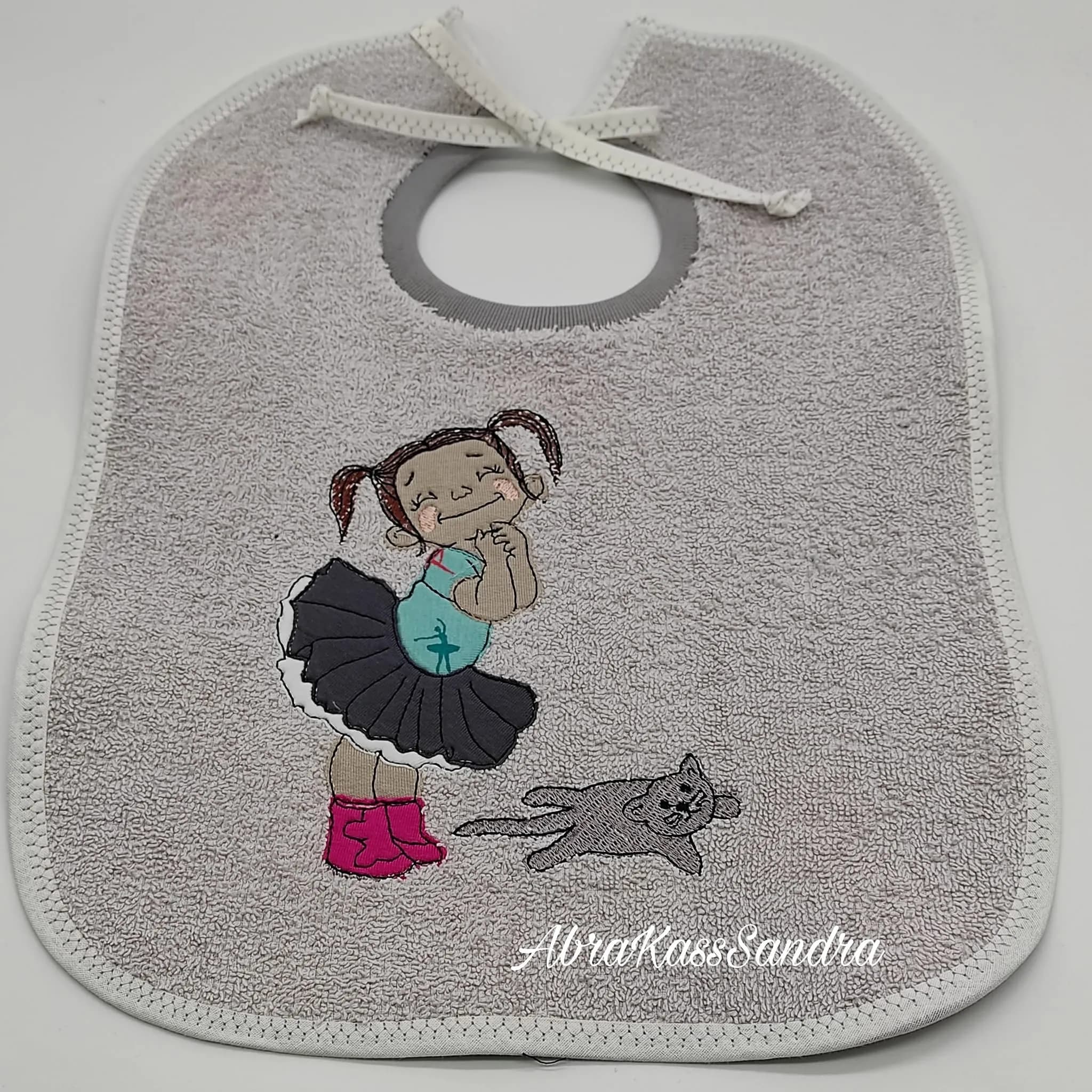 Stickdatei Mädchen Mimi Doodle Applikation