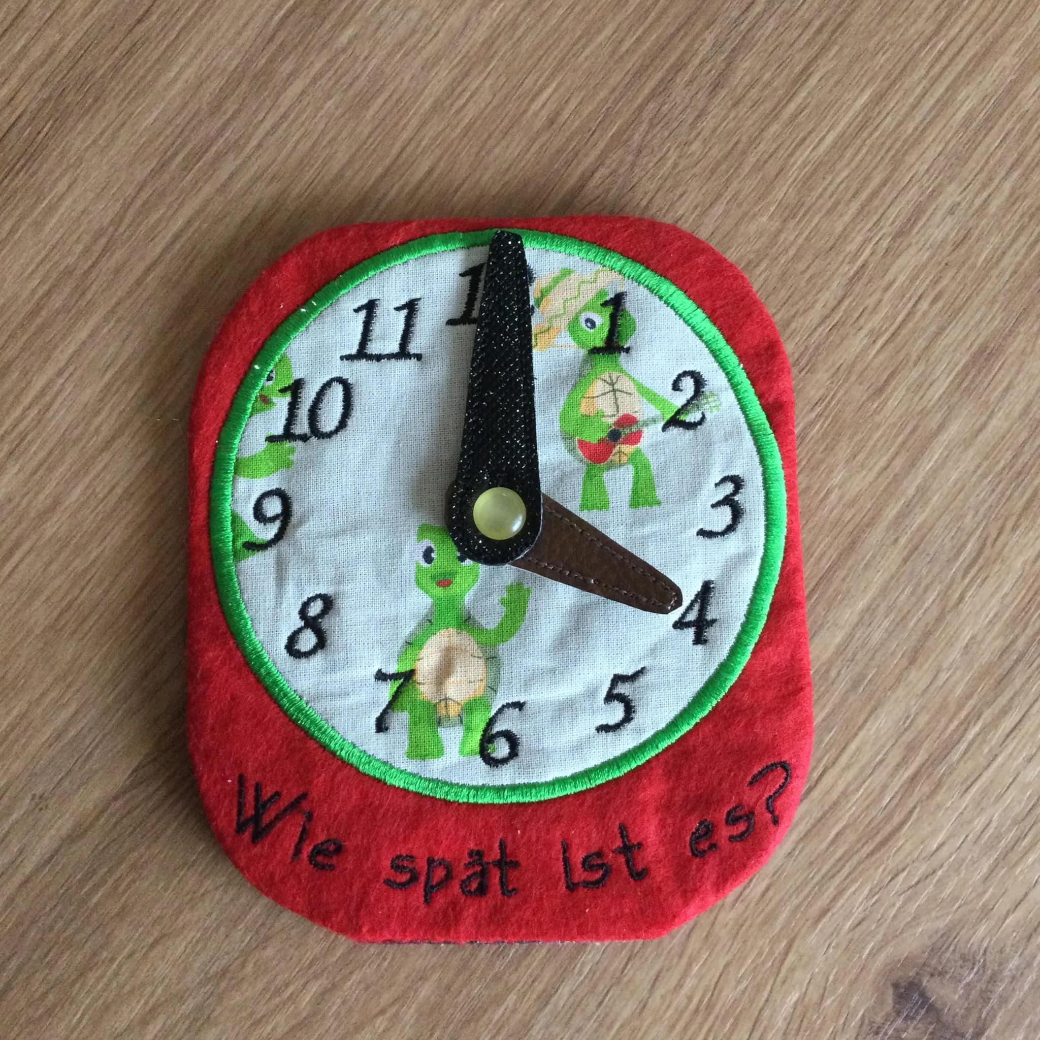 ITH Stickdatei Lernuhr für Schule