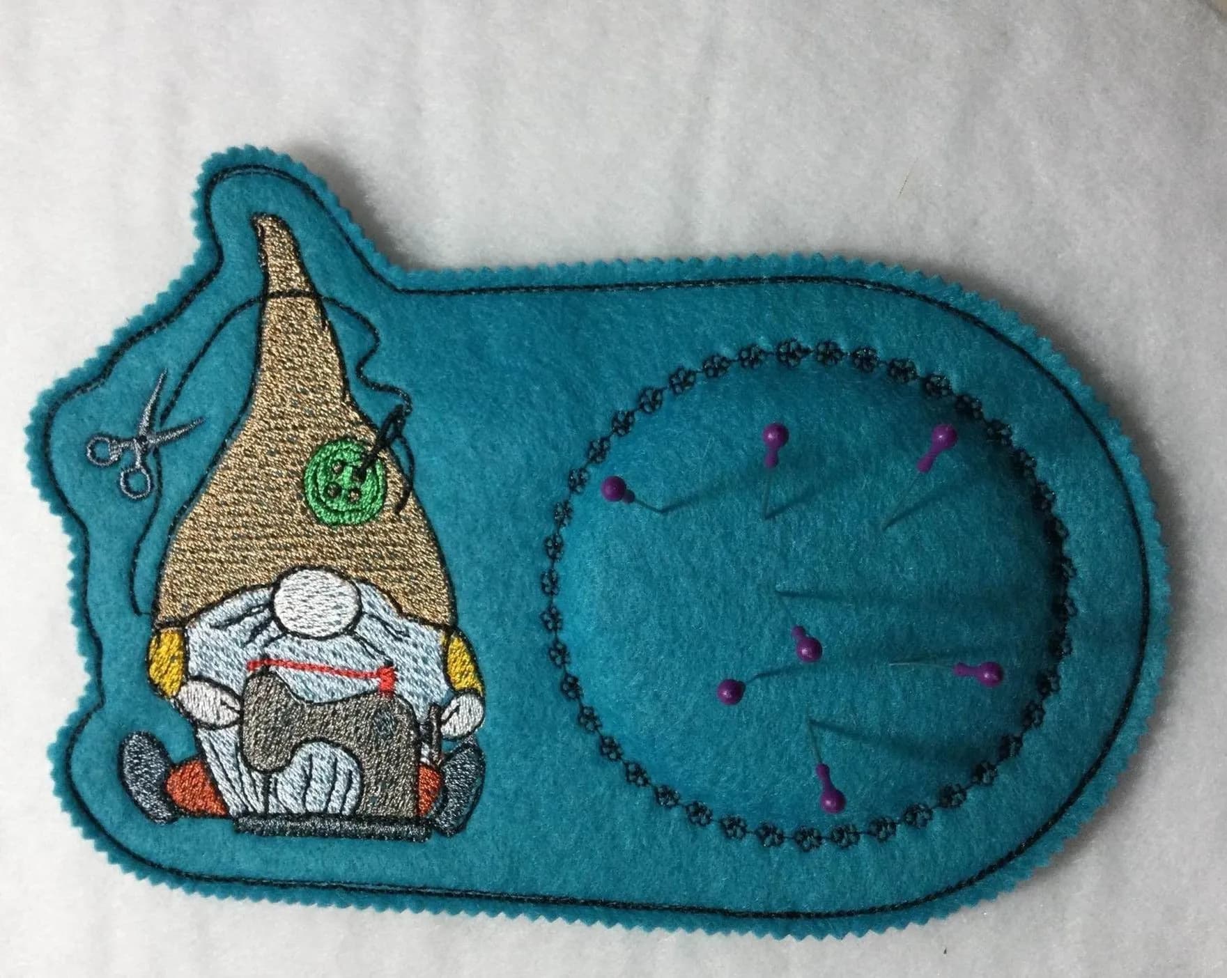 ITH Stickdatei Nadelkissen Nähwichtel