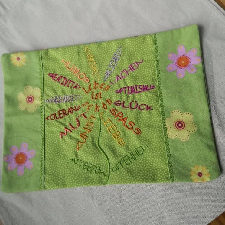 Stickdatei Blume - Leben ist schön