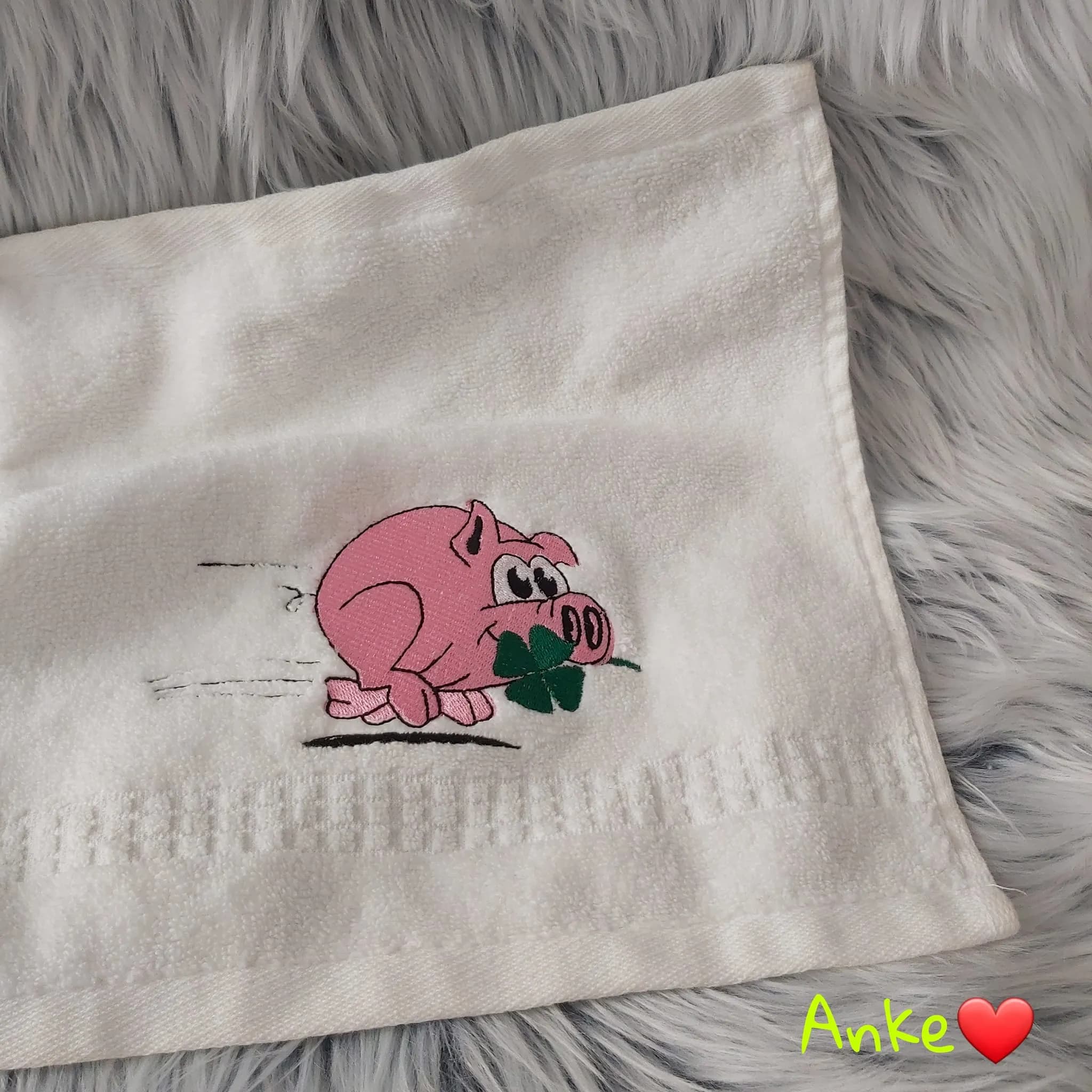 Stickdatei Schwein Glücksschwein