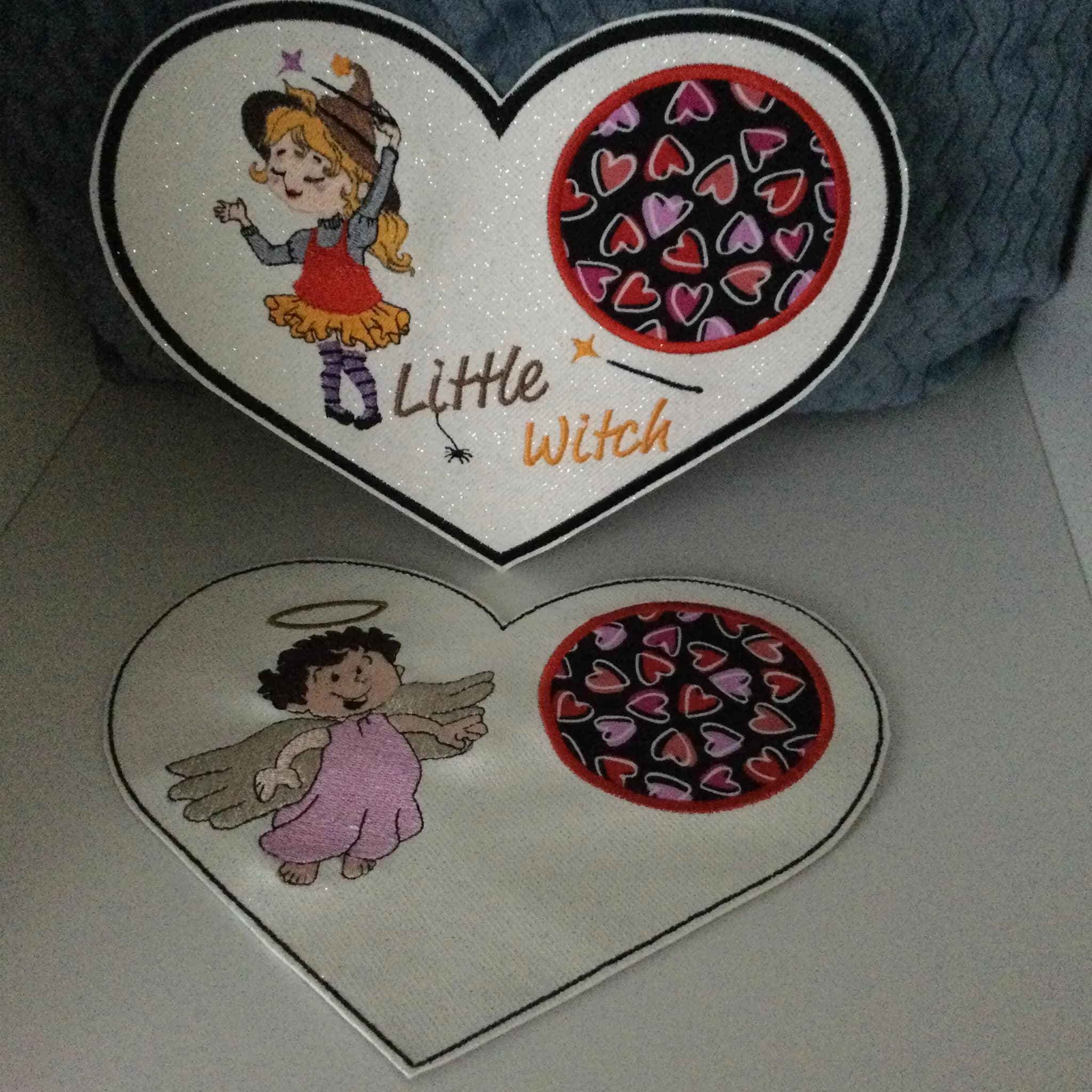 ITH Stickdatei Tassenlounge Herzform Blanko