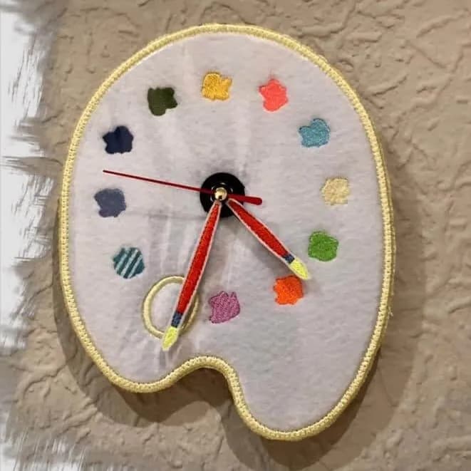 ITH Stickdatei Uhr Palette