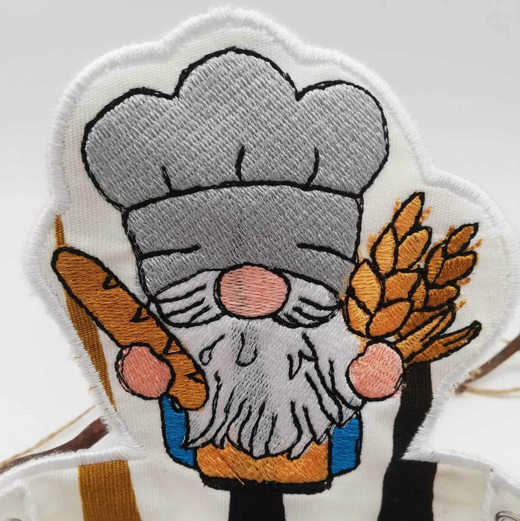 ITH Stickdatei Utensilo Herbstwichtel